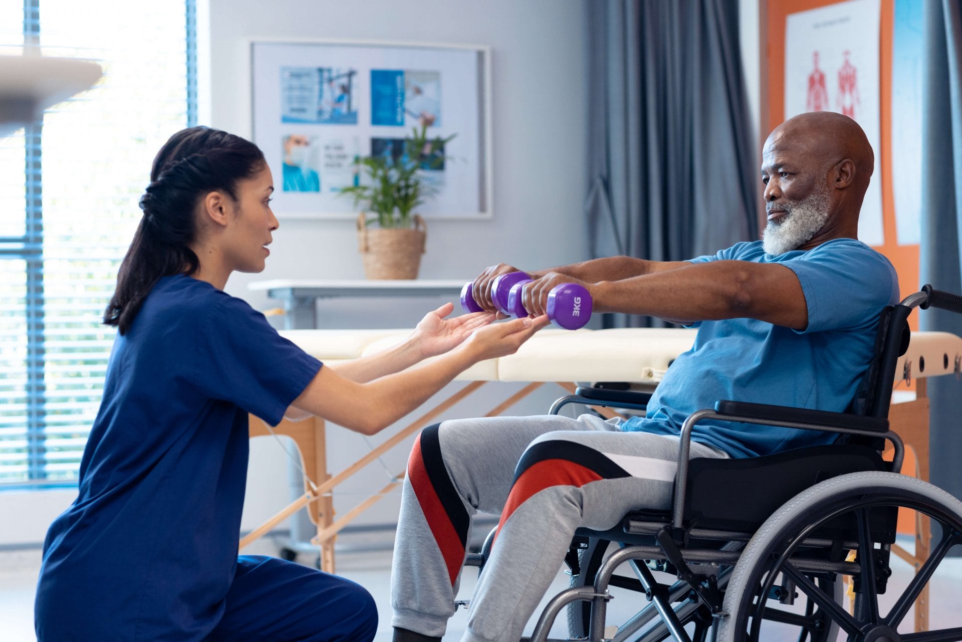 man lifting weights with therapist