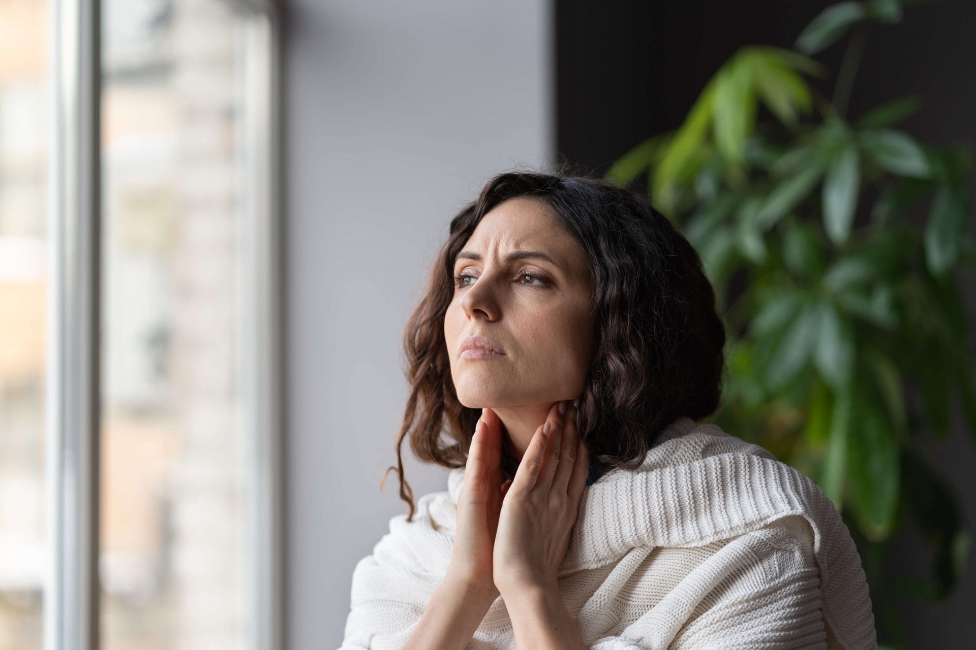 woman with swollen lymph nodes