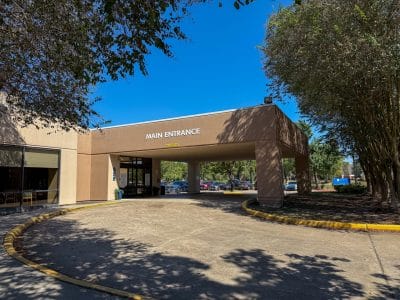 clear lake north main entrance
